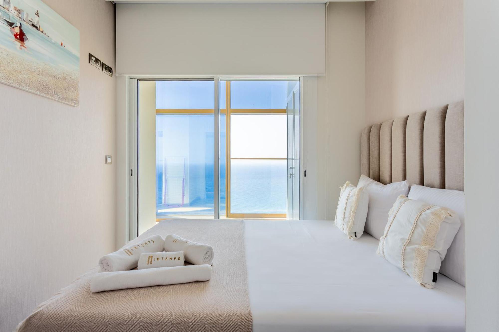 Intempo By Holuxe - 375 - 37th Floor Apartment *